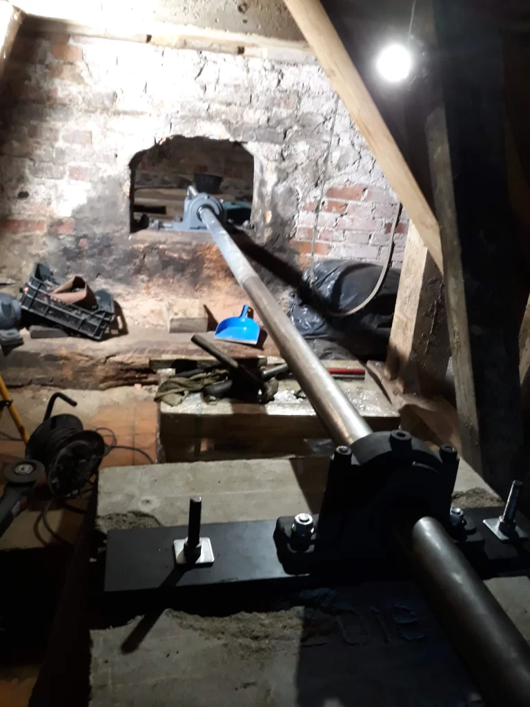 Suvirinimas, laiptai, tekinimas, medžio tekinimas, statyba